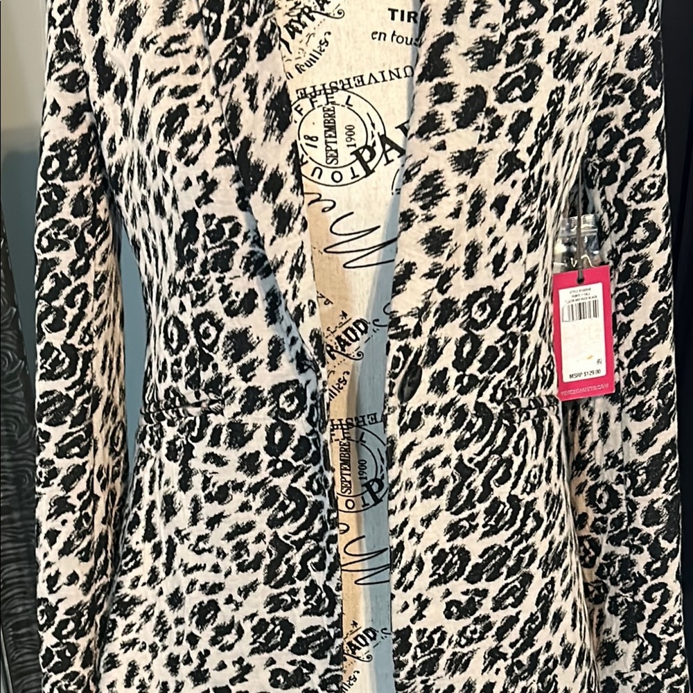Leopard Print Women's Jacket - Picture 15 of 16